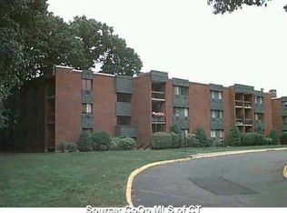 929 High Path Rd, Windsor, CT 06095