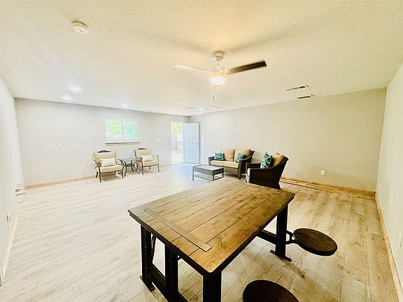 4th image of 203 Wake Dr