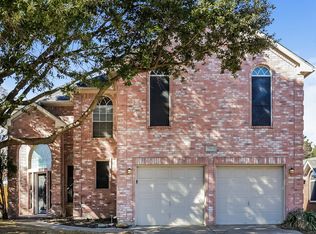 7962 Crystal Creek Cir, Fort Worth, TX 76137