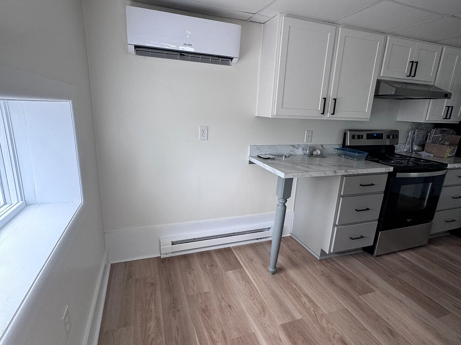 2 bed, 1000 sqft, $1,800 — Photo 2