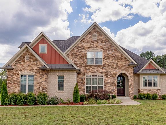 2nd image of 1004 Felts Dr