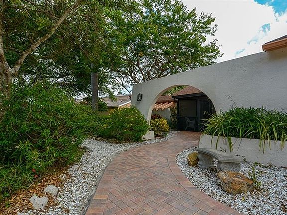 2nd image of 3751 Kingston Blvd Unit 5