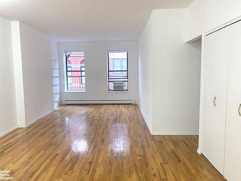 1st image of 14 Prince St APT 4G