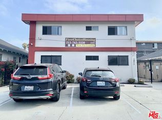 1211 W 37th Dr, Los Angeles, CA 90007