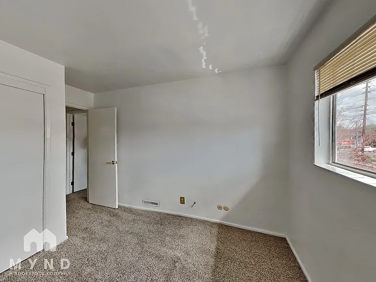 6 Smithridge Park — Photo 12