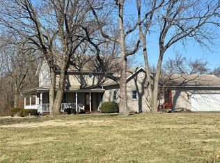 3 Trail Lin Rdg, Alton, IL 62002