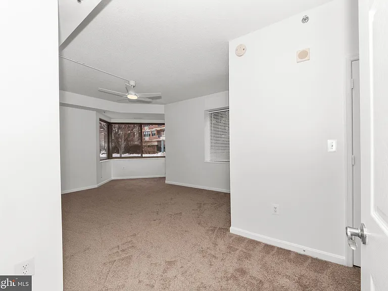 940 Astern Way #102A — Photo 16