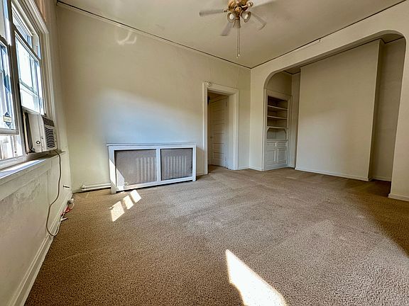 4th image of 282 N Bellefield Ave #735
