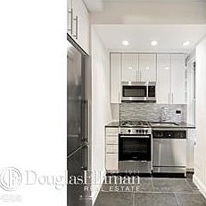 5th image of 309 W 57th St APT 1606
