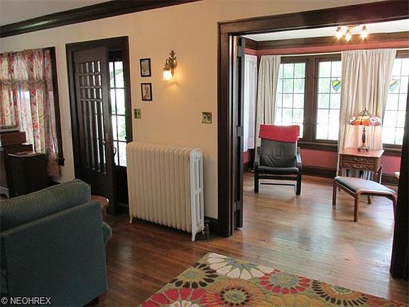 4th image of 2069 McKinley Ave