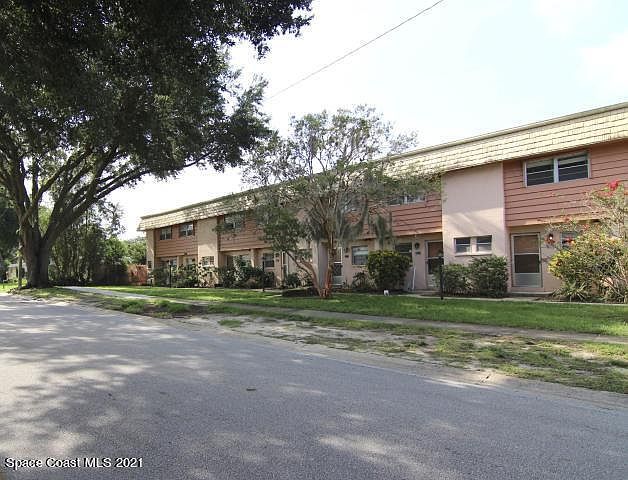 1st image of 2499 Country Club Dr