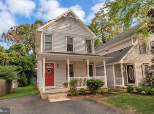 712 Stuart St, Fredericksburg, VA 22401