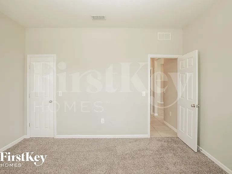 1869 Cayman Cove Cir — Photo 14