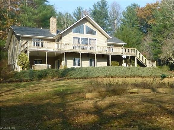2nd image of 39 Hamilton Acres Dr