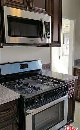 5th image of 5314 Hyde St