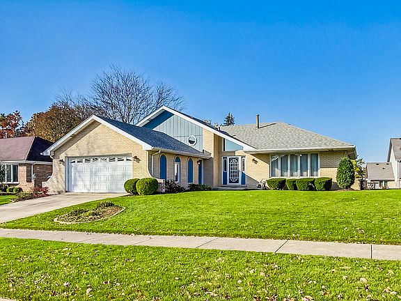4th image of 13020 S Parkside Dr