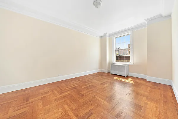 Sold by Level Group | media 22