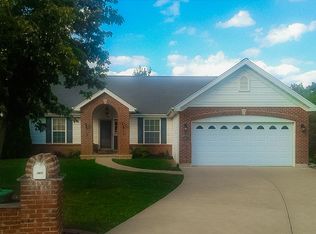 301 Osage Ave, Troy, MO 63379