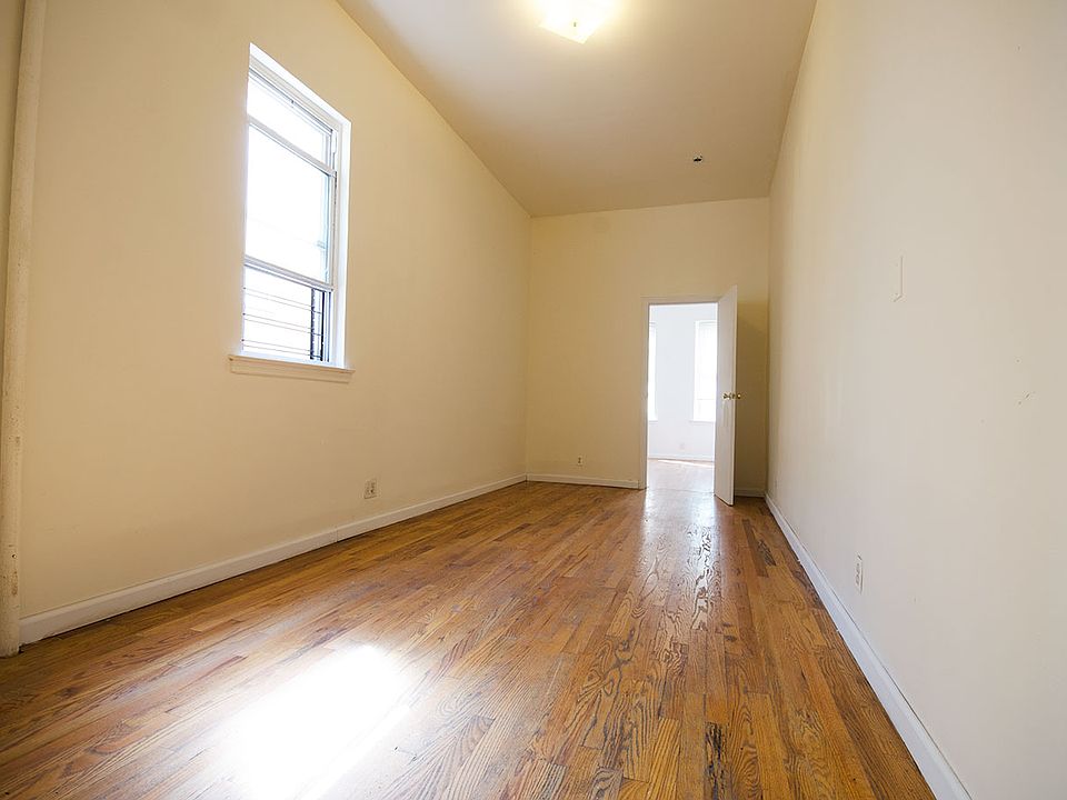 1st image of 1422 Greene Ave #1