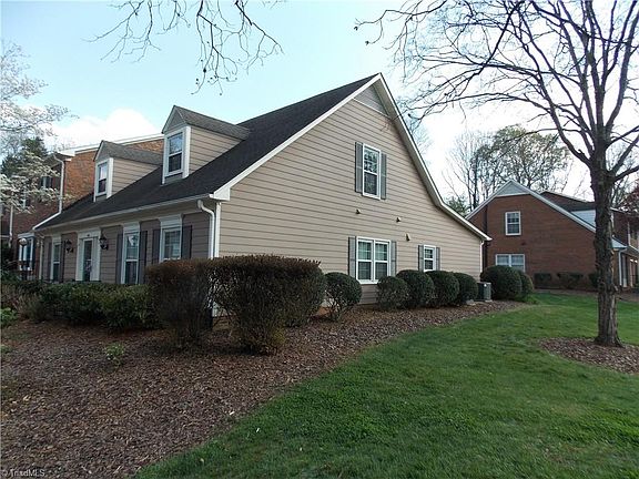 2nd image of 516 Lindley Rd