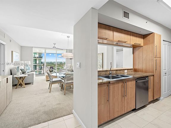 4th image of 600 W Las Olas Blvd APT 1605S