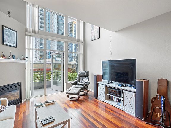 2nd image of 1240 India St Unit 511