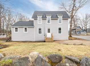 3 Chestnut Ave, Sterling, MA 01564