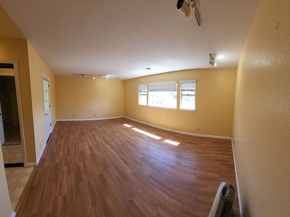 1st image of 603 Luneta Dr