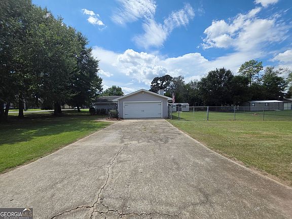 4th image of 101 Turtle Creek Dr