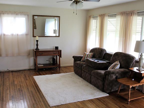 2nd image of 312 Britton Ln