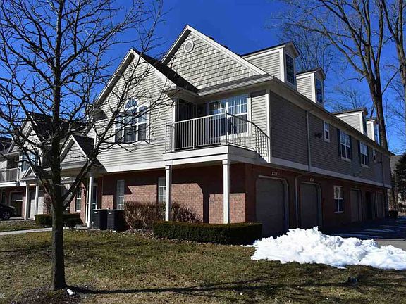 3rd image of 49145 W Woods Dr