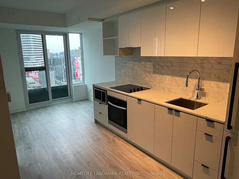 252 Church St #2501 — Photo 7