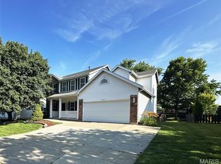 7377 Little Oaks Dr, O'Fallon, MO 63368