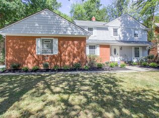 1960 Laurel Hill Dr, South Euclid, OH