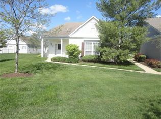 573 Skylark Dr, Monroe Township, NJ 08831