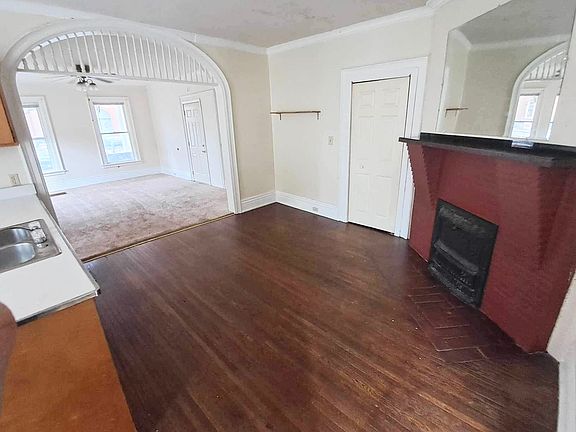3rd image of 21 E Church St #1