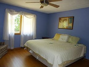 2nd image of 3713 Lakeshore Dr