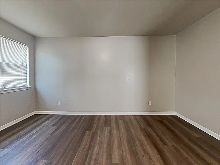 6737 Tournament Dr — Photo 17