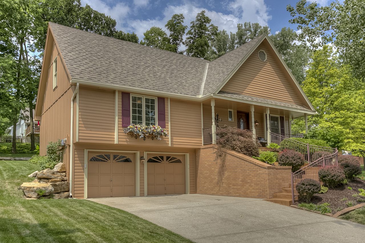 7320 N Ava Ave, Kansas City, MO 64151 | Zillow