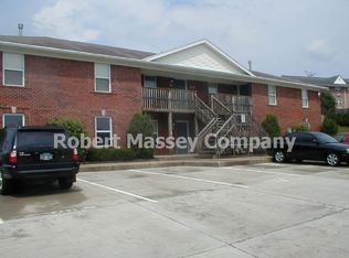 7907 Canonero Way APT C, Louisville, KY