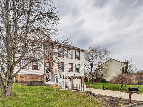 2nd image of 537 Jackson Dr
