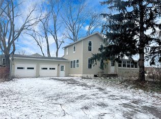 1590 Brace Rd, Victor, NY 14564