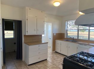 500 Greasy Bnd #500, Smithville, TX 78957