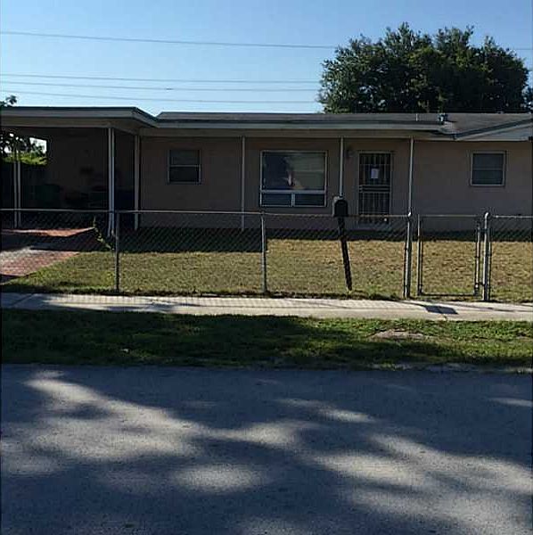 1st image of 4371 NW 174th Dr