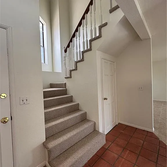 818 Nardo Rd — Photo 4