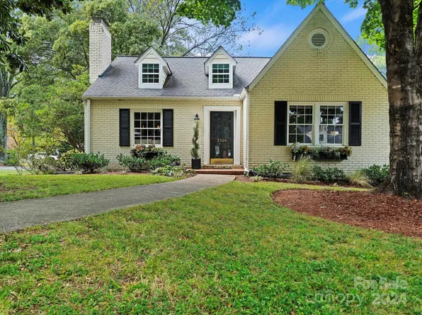 2906 Hillsdale Ave, Charlotte, NC 28209