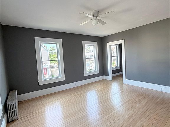 3rd image of 63 Harvard St #2