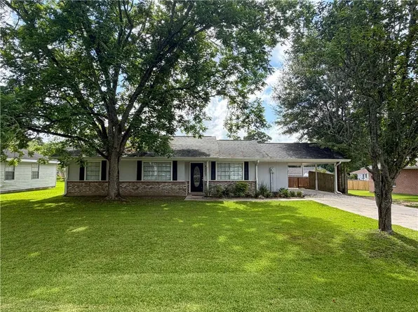 43057 Pecan Ridge Dr, Hammond, LA 70403
