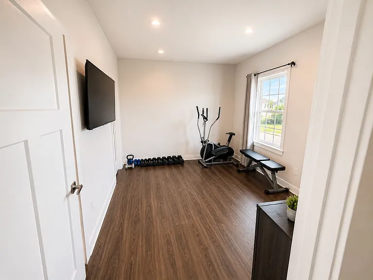 805 Llanelli Dr — Photo 13