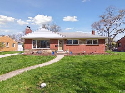 16976 Beverly Rd, Beverly Hills, MI, 48025